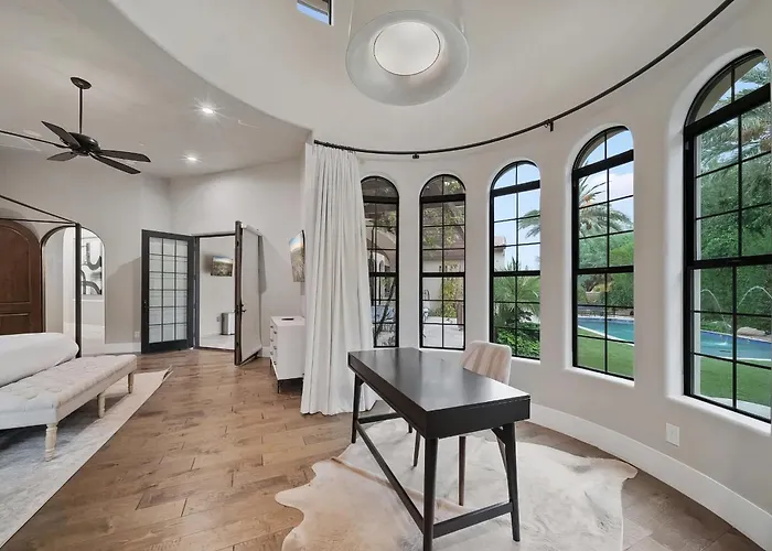 Holiday home Paradise - Pool, Hot Tub & Fire Pit Scottsdale