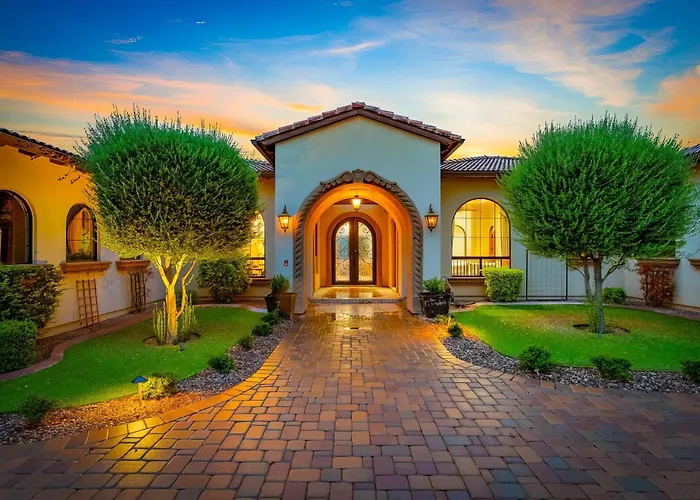 Holiday home Paradise - Pool, Hot Tub & Fire Pit